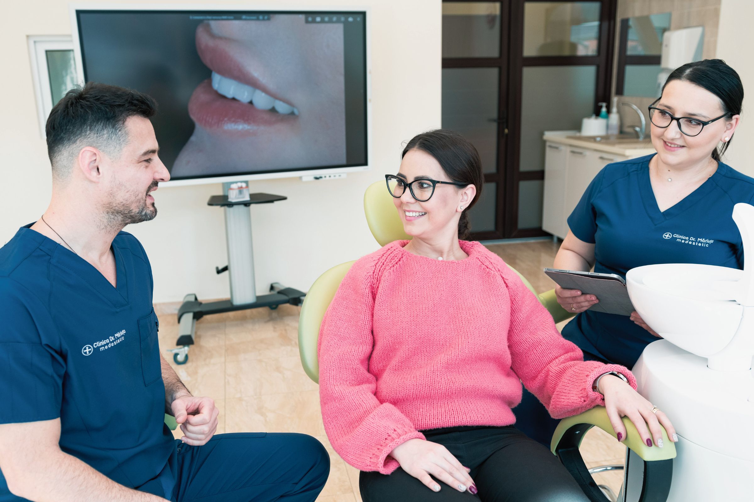 Fotografia dentară – de ce ți se fac atâtea poze la stomatolog